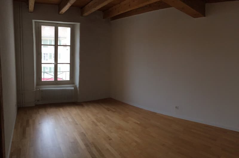 3,5 Zimmer-Duplexwohnung im Herzen von Nidau (7)