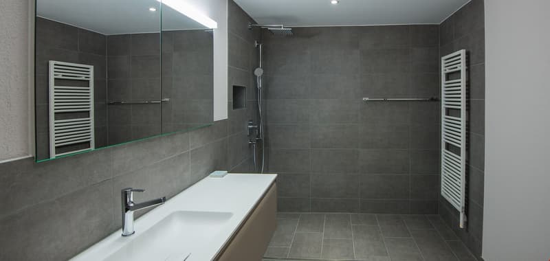 2,5-Zimmerwohnung mit Premium Leistungen und Klimaanlage (4)