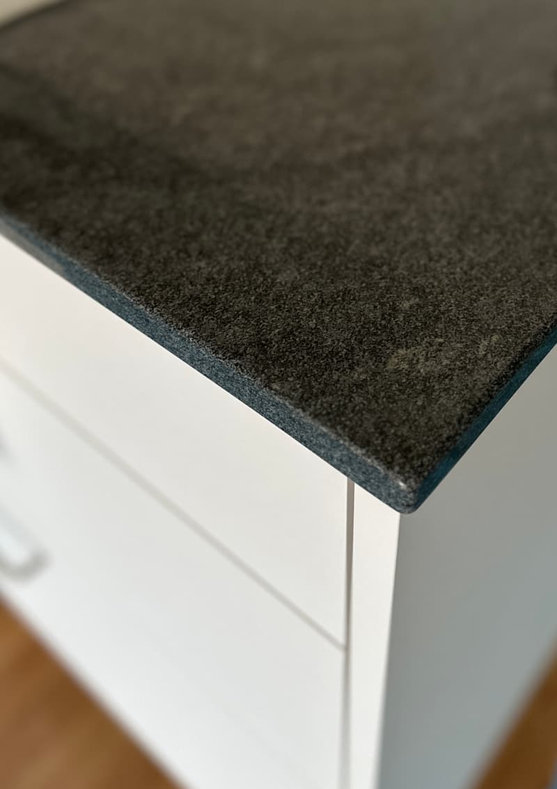 Granitabdeckung