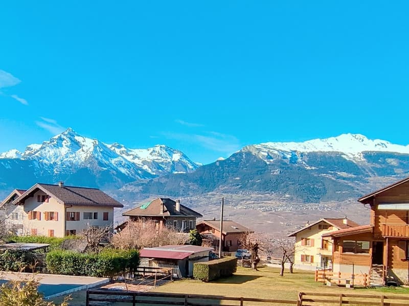 Commune de Nendaz, à 8 minutes de Sion, appartement de 4.5 pièces avec 2 balcons