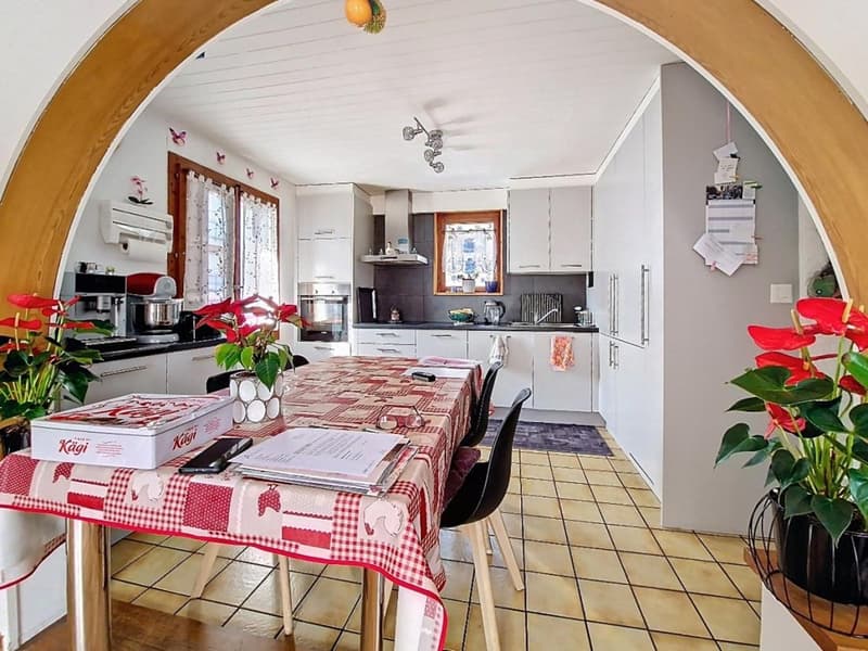 Fully, charmante maison de 5.5 pièces de 160 m2 avec garage et places de parc (6)