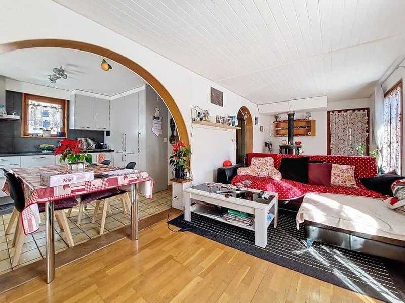 Fully, charmante maison de 5.5 pièces de 160 m2 avec garage et places de parc (3)