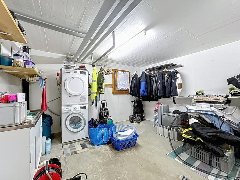 Arbaz, charmante maison de 6.5 pièces de 240 m2, avec places de parc et places couvertes (22)
