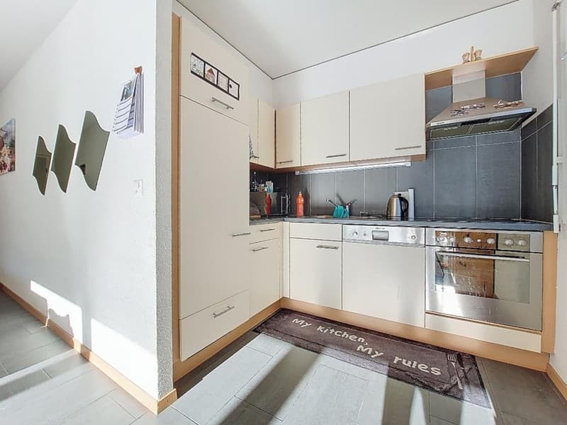 Sion/Pont-de-la-Morge, bel appartement de 4.5 pièces de 104 m2 avec balcon et 2 places de parc (8)