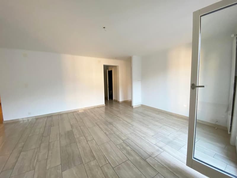 Sion, appartement de 3 pièces au centre-ville et près de la place du Midi (15)