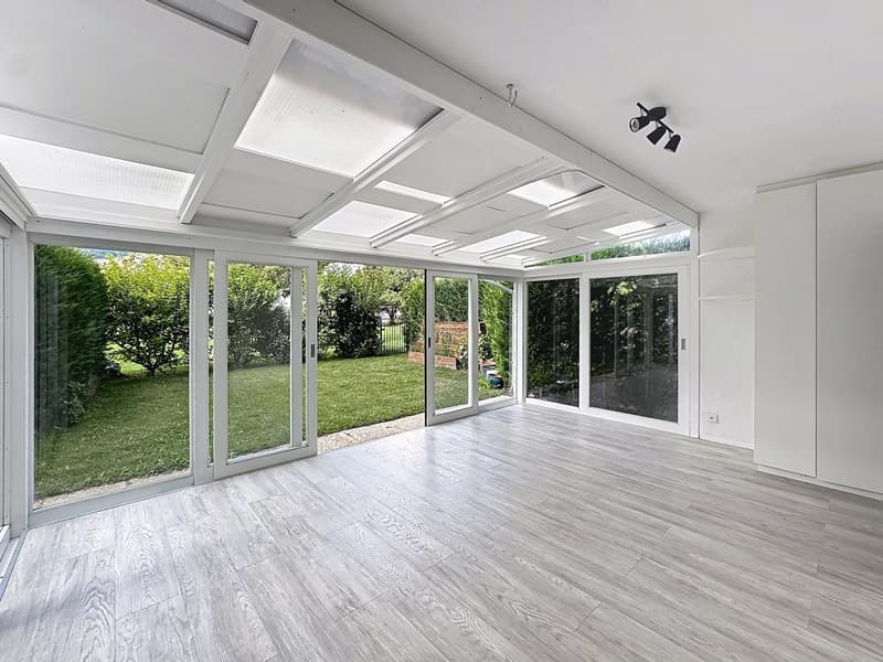 Sion – Appartement de 2.5 pièces au rez avec pelouse privative et garage-box, proche du centre-ville (4)