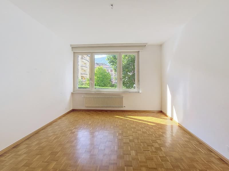 Sion, appartement de 5 pièces proche des écoles et du quartier de St-Guérin (18)