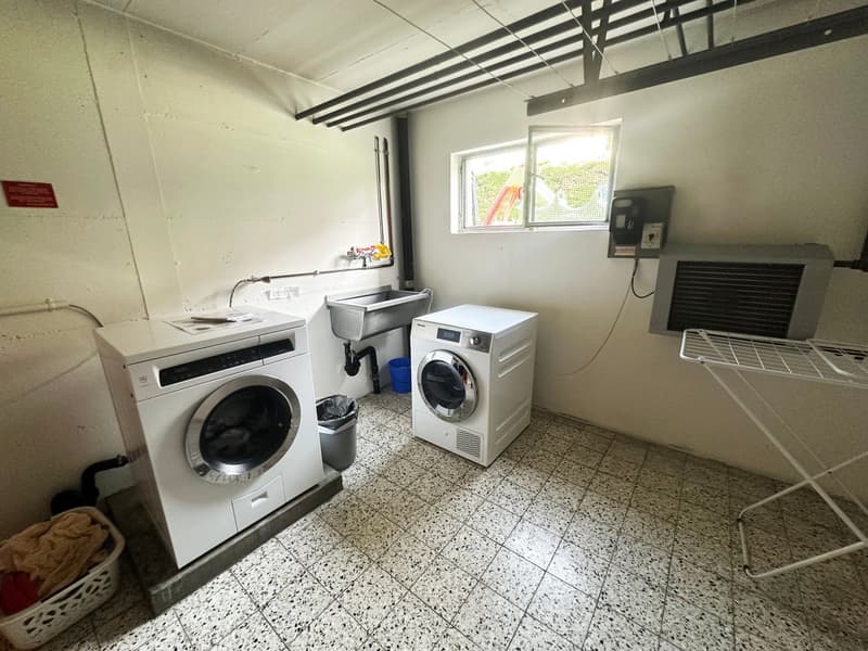 Sion, appartement de 4.5 pièces proche du quartier Art-de-Vivre,  avec garage-box et place de parc (19)