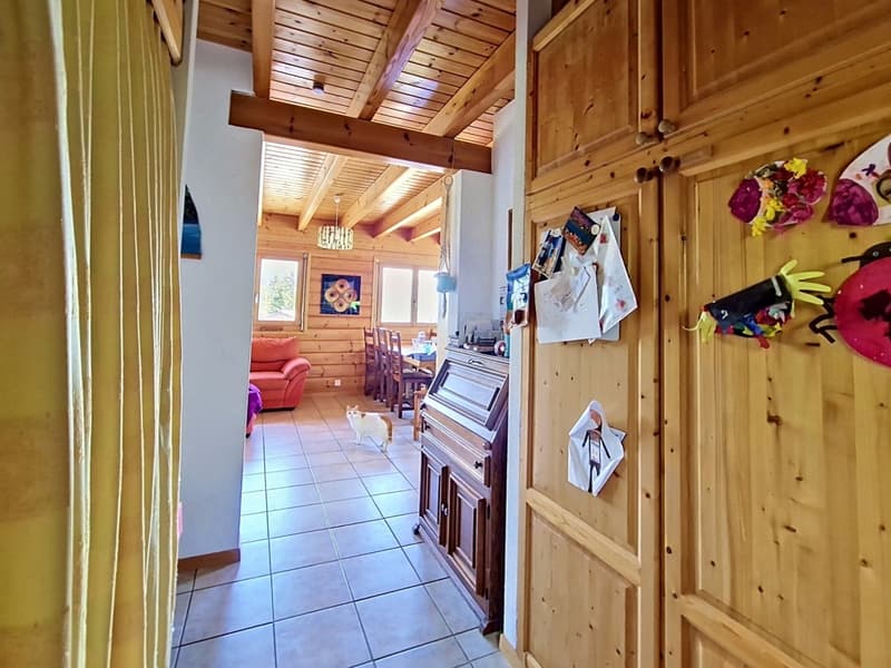 Arbaz, chalet de 5.5 pièces de 175 m2 avec garage et places de parc (7)