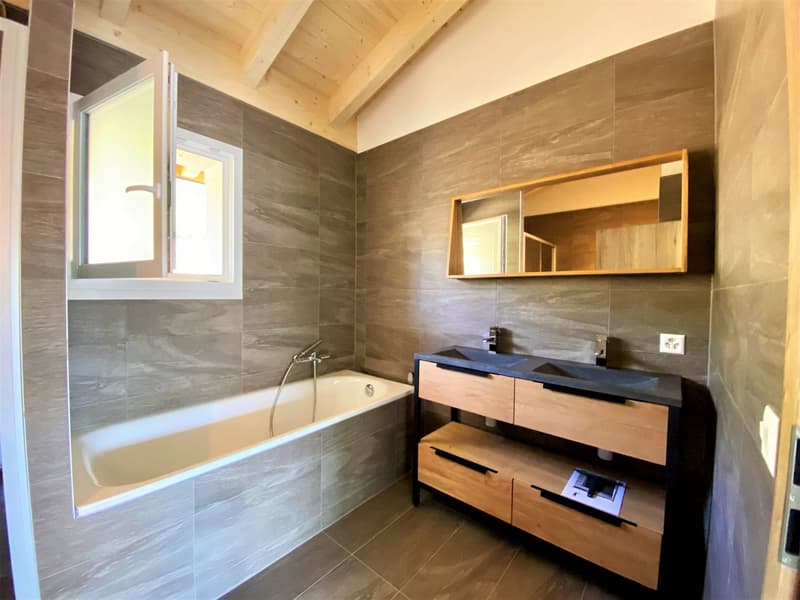 Champlan, appartement en attique de 4.5 pièces avec 3 places de parc extérieures (17)