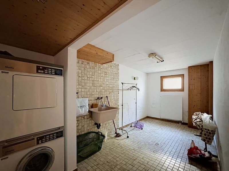 Grimisuat – Villa 5.5 pièces de 255 m² sur parcelle de 830 m² avec garage et places de parc (22)