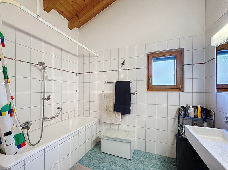 Arbaz, charmante maison de 6.5 pièces de 240 m2, avec places de parc et places couvertes (15)