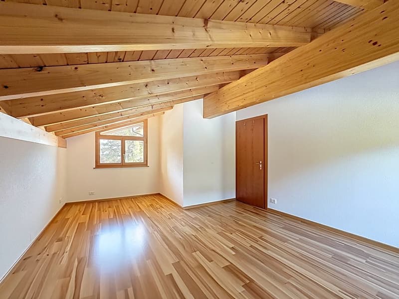 Arbaz, charmante maison de 6.5 pièces de 240 m2, avec places de parc et places couvertes (11)