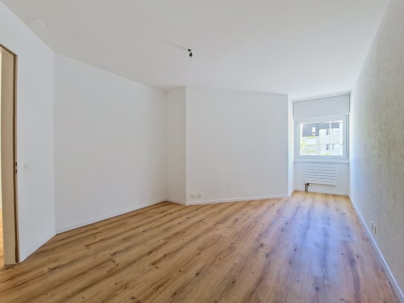 Sion, appartement de 2.5 pièces rénové à l’ouest de la ville avec place de parc (8)