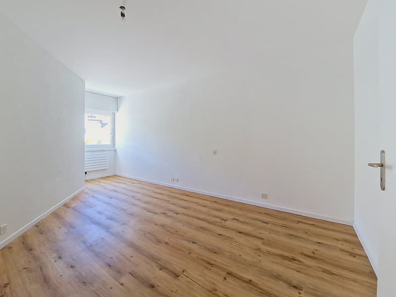 Sion, appartement de 2.5 pièces rénové à l’ouest de la ville avec place de parc (7)