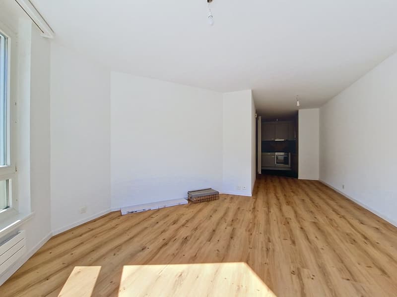 Sion, appartement de 2.5 pièces rénové à l’ouest de la ville avec place de parc (5)