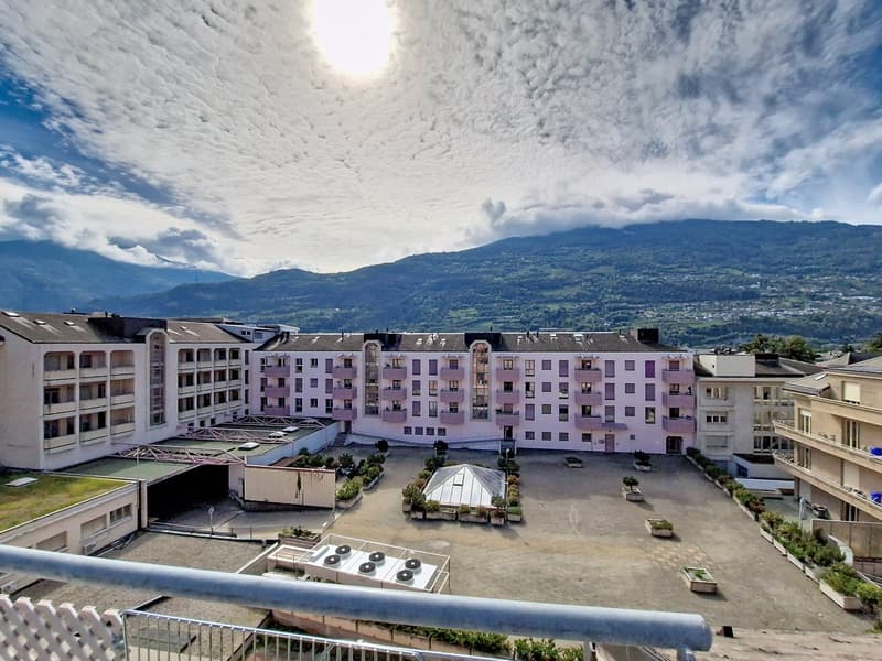 Sion, appartement de 4.5 pièces au centre-ville et proche de toutes les commodités (4)