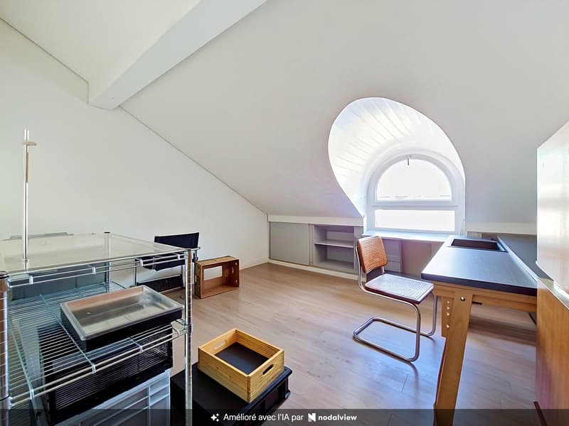 Sion, appartement de 4.5 pièces au centre-ville et proche de toutes les commodités (9)