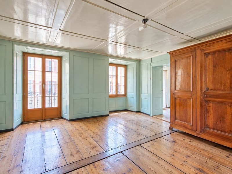 Sion, appartement de 2.5 P de 74m2 au cœur de la vieille-ville avec cachet à rénover complétement (2)