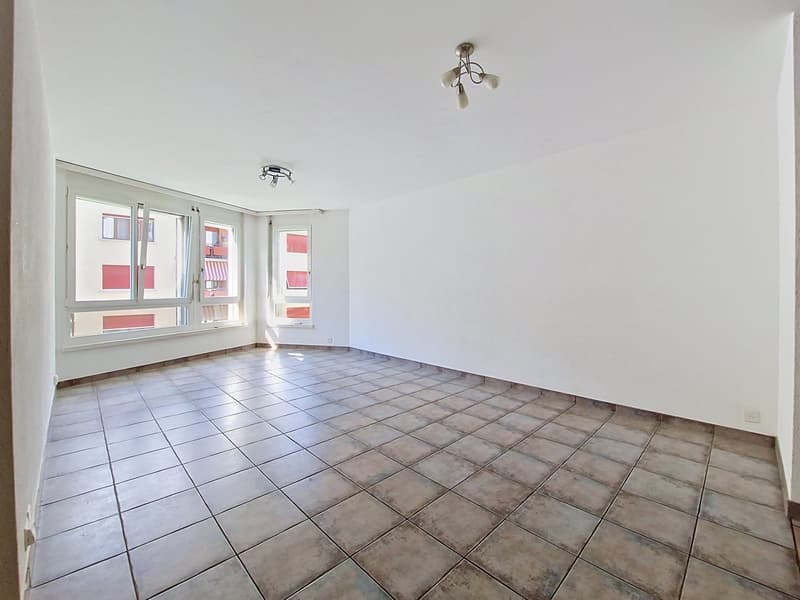 Sion, appartement de 3.5 pièces à l’ouest de la ville avec place de parc (2)