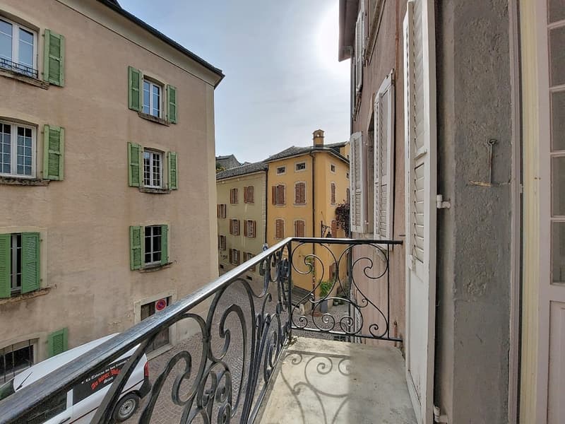 Sion, maison historique au cœur de la vieille ville composé de 5 appartements et 2 bureaux (16)