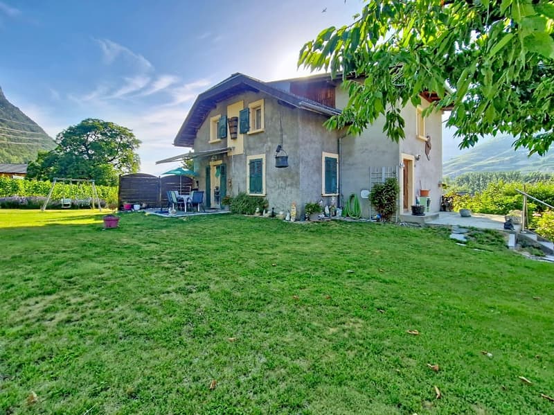 Grône, Pramagnon, parcelle de 1'567 m2 avec charmante maison familiale et une grange sans vis-à-vis (25)