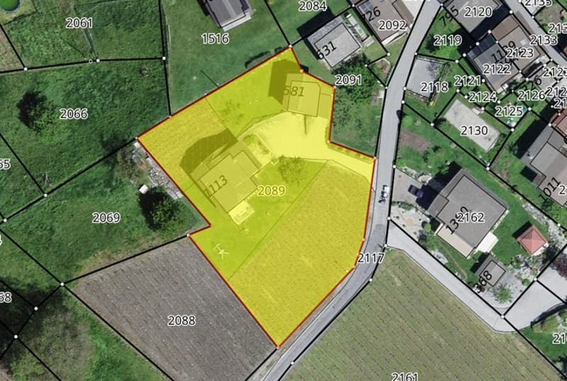 Grône, Pramagnon, parcelle de 1'567 m2 avec charmante maison familiale et une grange sans vis-à-vis (1)