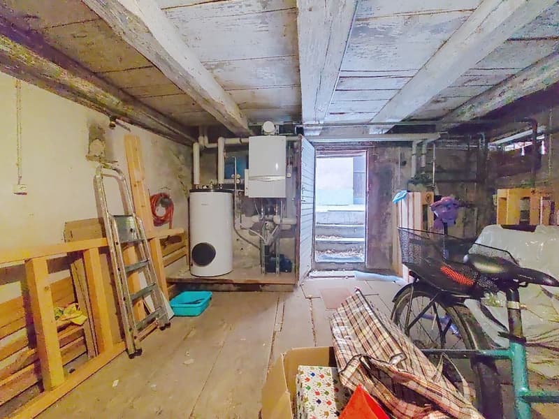 Bramois, charmant appartement de 4.5 pièces de 95 m2 au cœur du vieux village avec place de parc (13)
