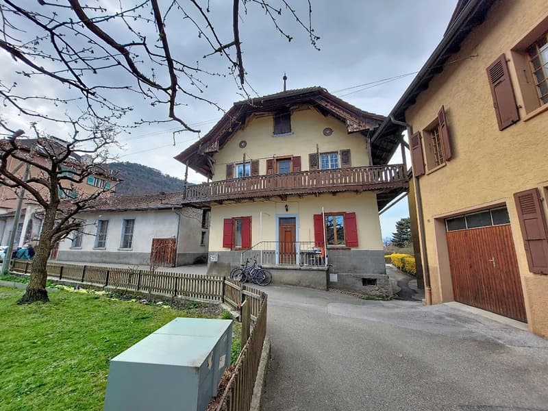 Bramois, charmant appartement de 4.5 pièces de 95 m2 au cœur du vieux village avec place de parc (1)