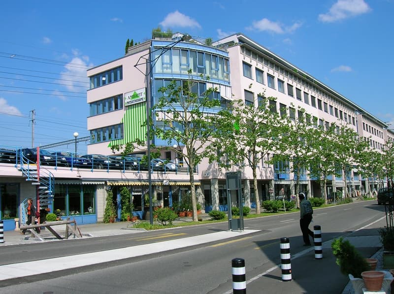 Bürofläche an perfekter Verkehrslage und direkt beim Bahnhof Gümligen (1)
