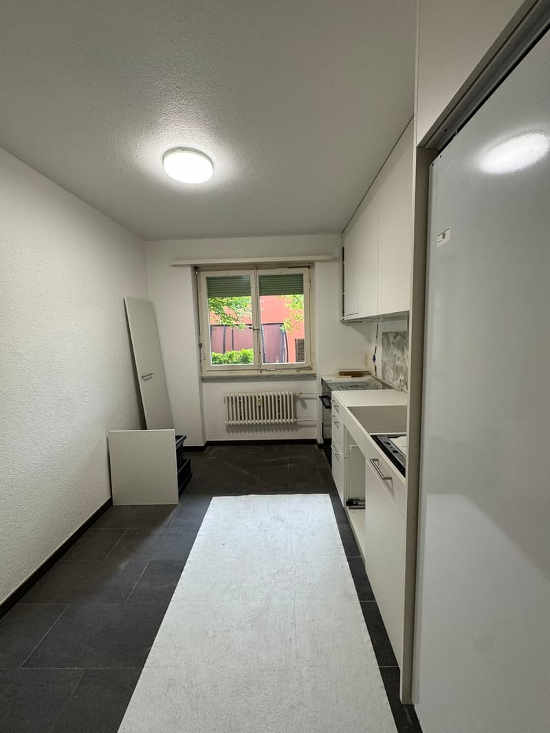 Attraktive 3.5-Zimmerwohnung im Erdgeschoss mit eigenem Gartensitzplatz (5)
