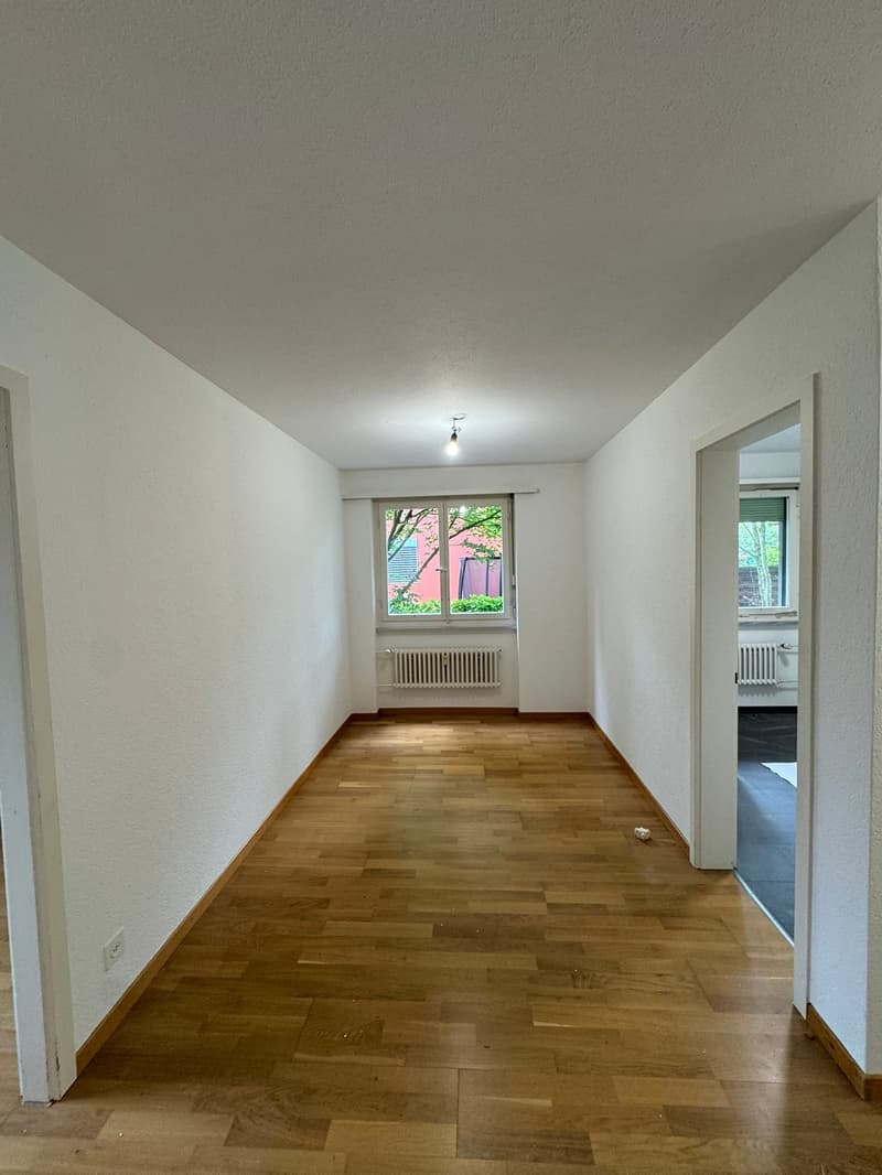 Attraktive 3.5-Zimmerwohnung im Erdgeschoss mit eigenem Gartensitzplatz (6)