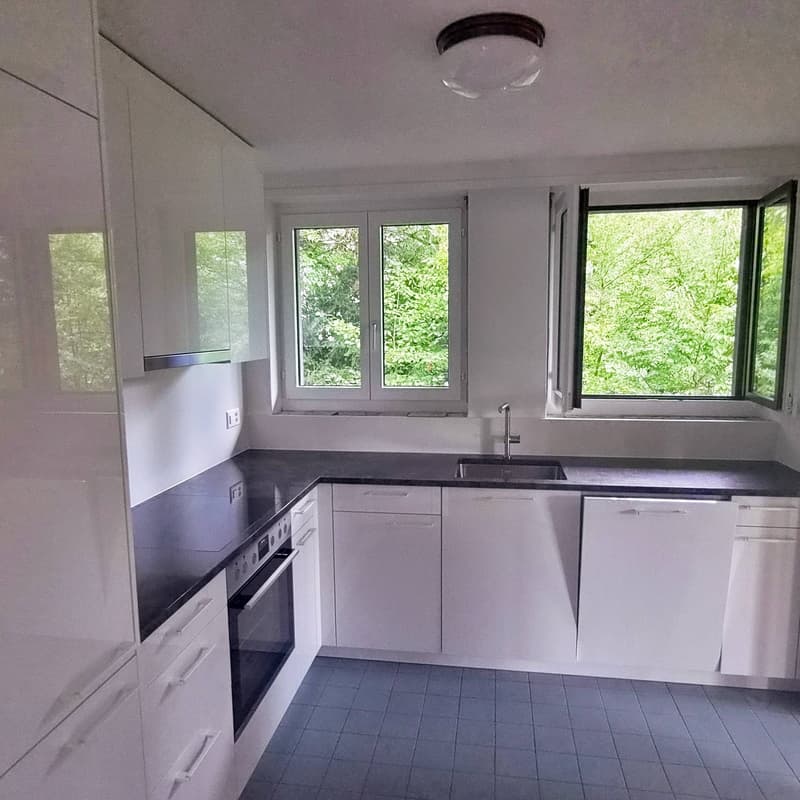 5.5-Zimmer in herrschaftlichem Haus mit grossem Balkon (11)