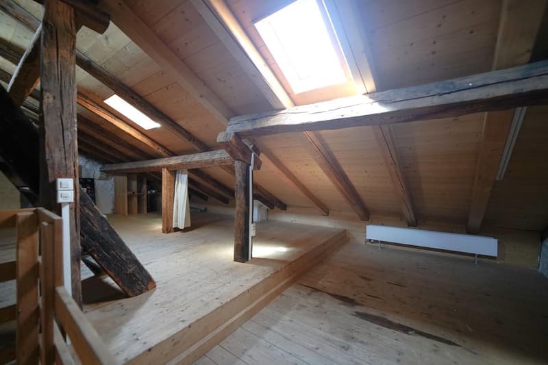 Charmante Altbauwohnung mit einzigartigem Flair im Herzen der romantischen Altstadt "Murten" (8)