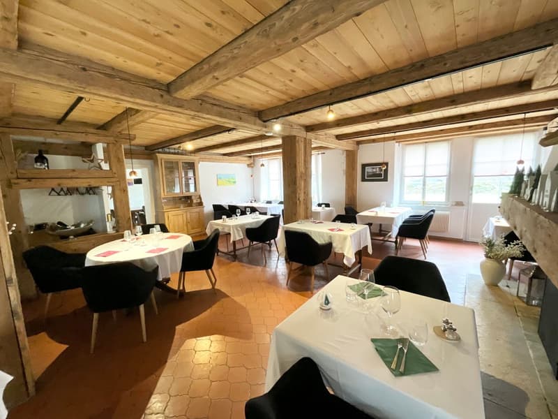 Ensemble hôtelier et restaurant avec appartement de fonction (3)