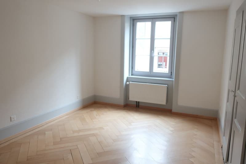 Appartement lumineux de 3 pièces au centre de St-Imier (4)