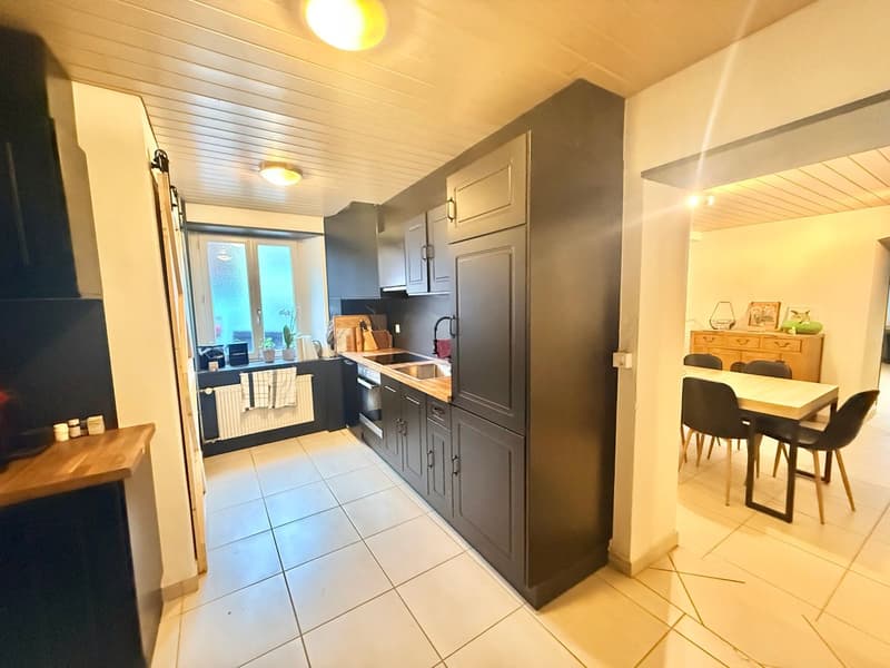 Espace mixte avec appartement 2,5 pièces et atelier - Centre de Tramelan (2)