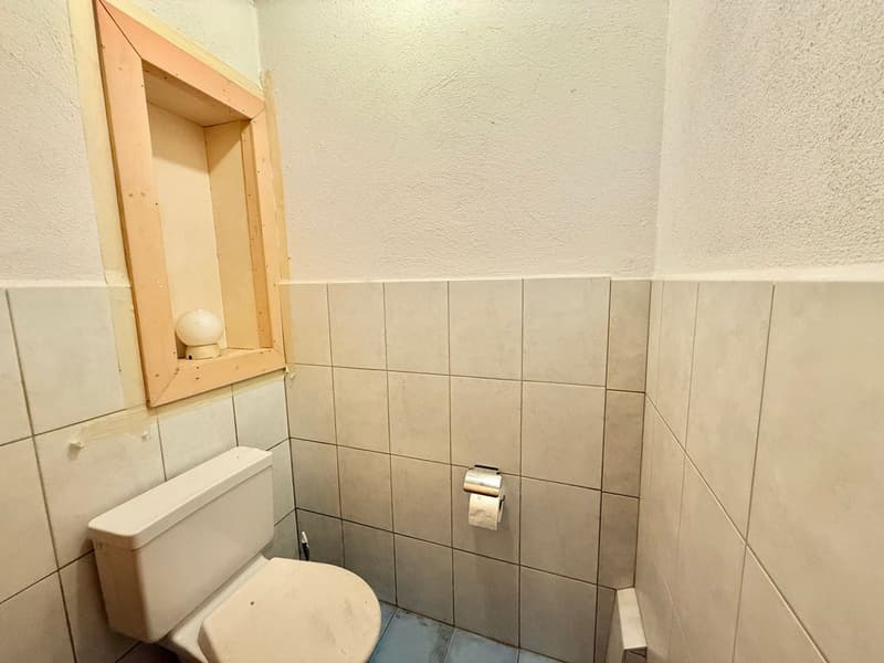 Espace mixte avec appartement 2,5 pièces et atelier - Centre de Tramelan (6)
