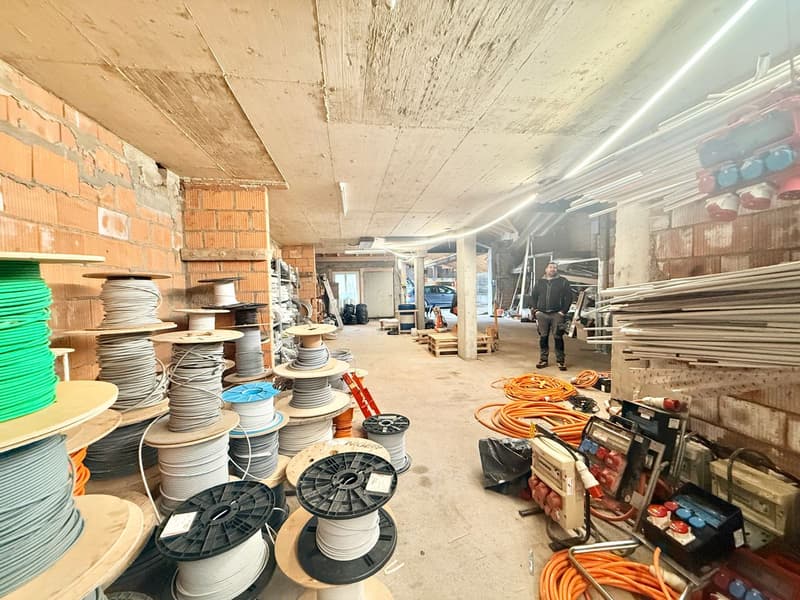 Espace mixte avec appartement 2,5 pièces et atelier - Centre de Tramelan (12)