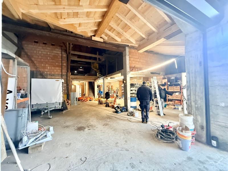 Espace mixte avec appartement 2,5 pièces et atelier - Centre de Tramelan (10)
