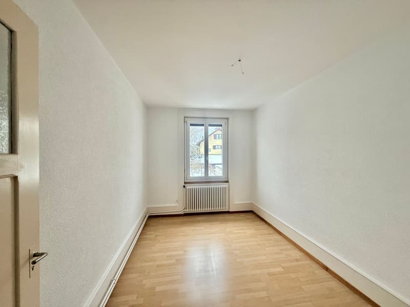 Charmant 3.5 pièces lumineux avec grande terrasse à Tramelan (7)