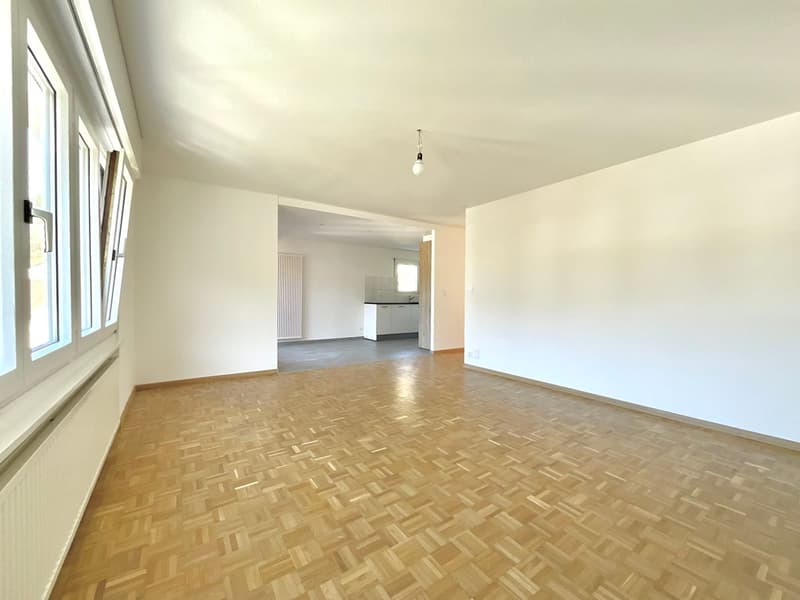Bel appartement lumineux de 3,5 pièces avec balcon (3)