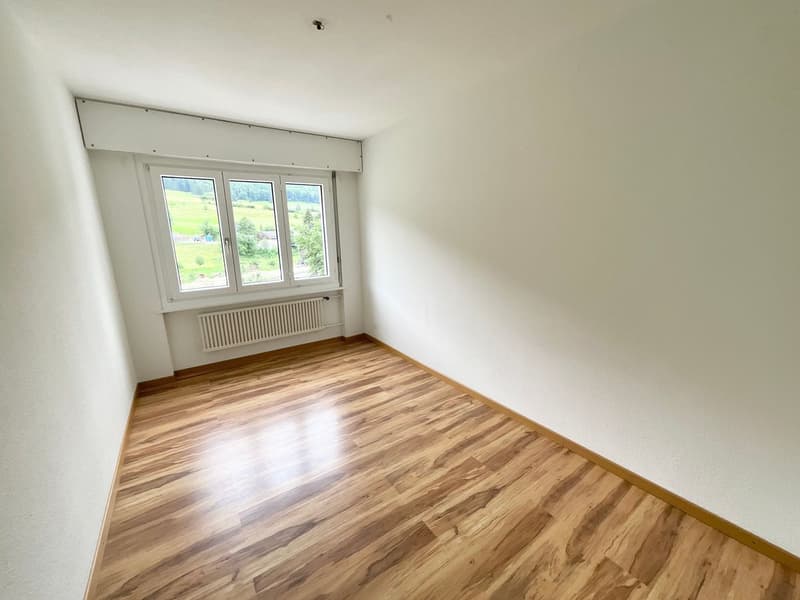 Bel appartement lumineux de 4,5 pièces avec balcon (8)