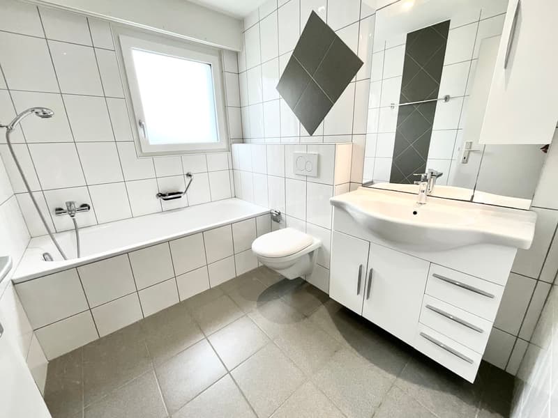 Bel appartement lumineux de 4,5 pièces avec balcon (5)