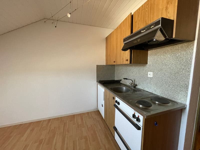 Studio au coeur de la vieille ville de Delémont (2)