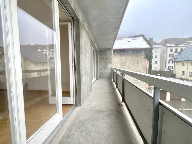 Charmant appartement de 3.5 pièces avec balcon (3)