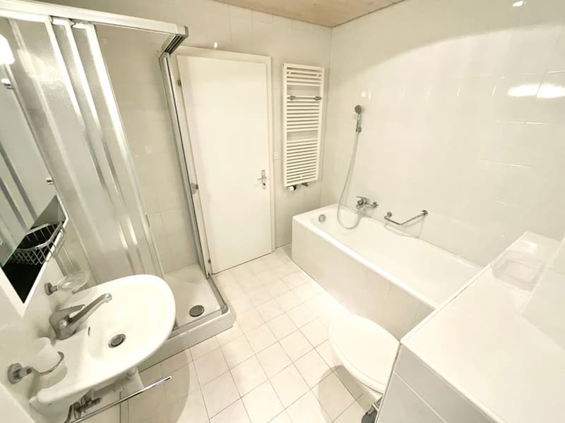 Charmant appartement de 4 pièces avec grande terrasse au coeur de Tramelan (4)