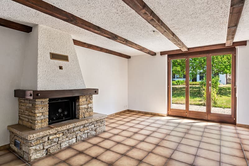 Maison familiale spacieuse de 7 pièces à Saignelégier (2)