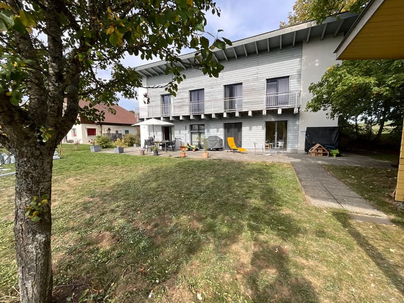 Studio meublé avec terrasse et vue dégagée (7)