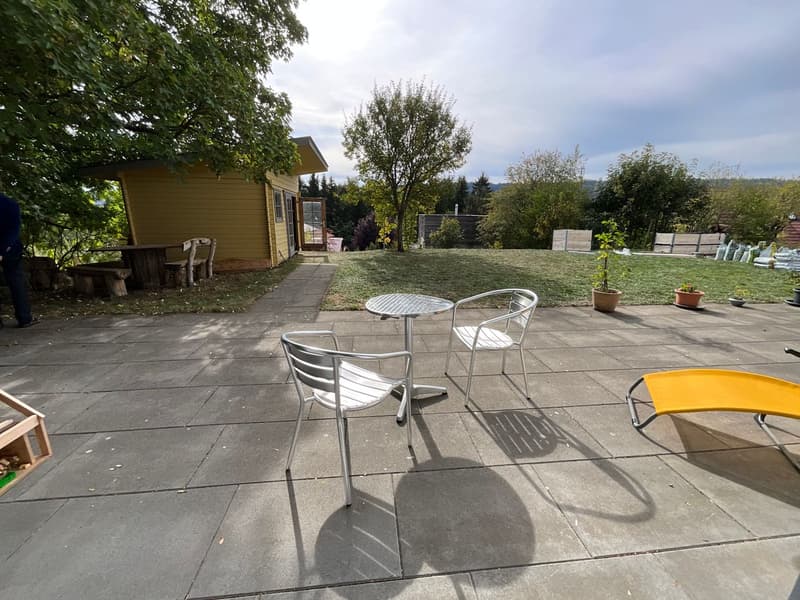 Studio meublé avec terrasse et vue dégagée (5)